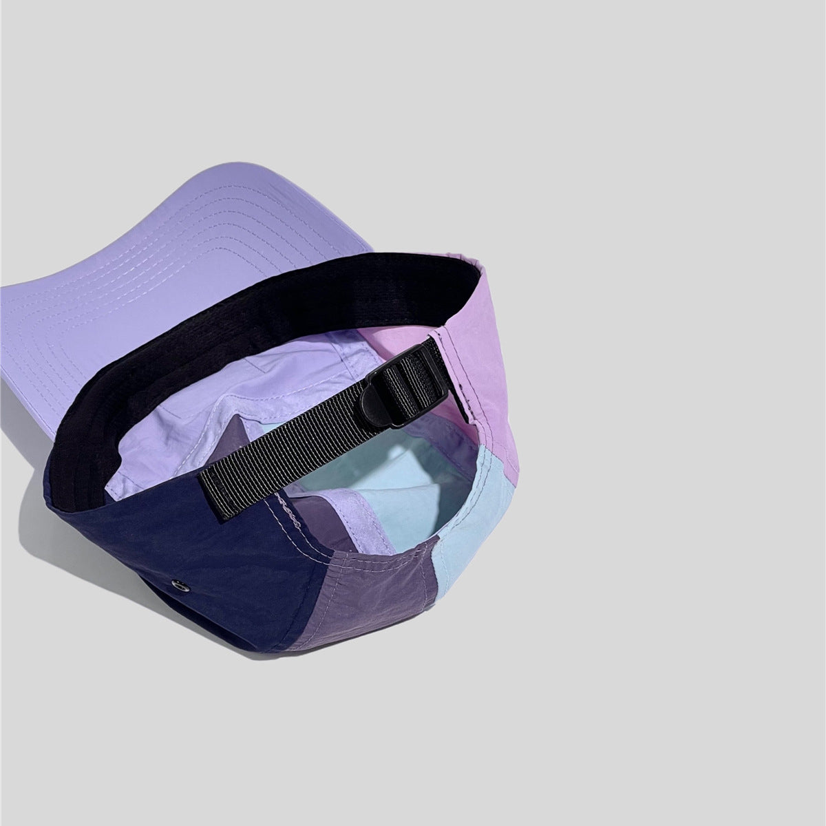 Casquette à 5 panneaux à séchage rapide et légère, de couleur assortie