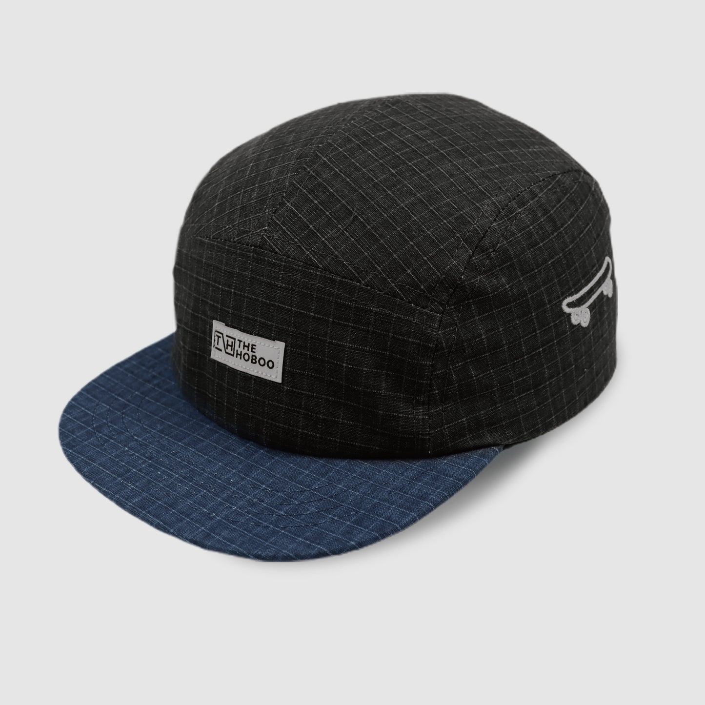 Casquette à 5 panneaux avec motif à carreaux