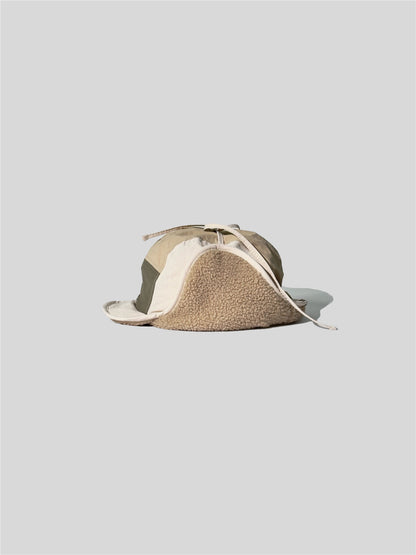 Retro Color Matching Warm Trapper