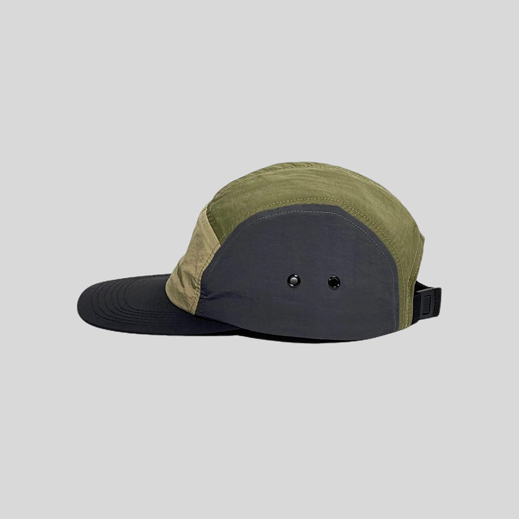 Casquette à 5 panneaux à séchage rapide Colorblock