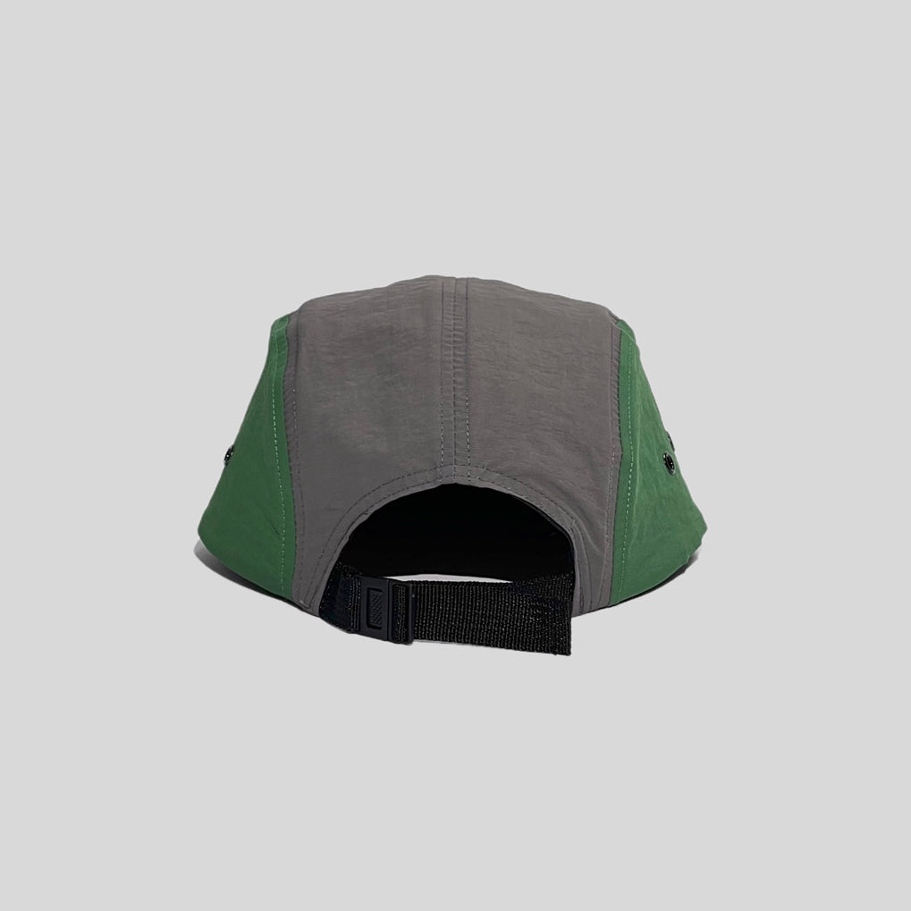 Casquette à 5 panneaux à séchage rapide Colorblock