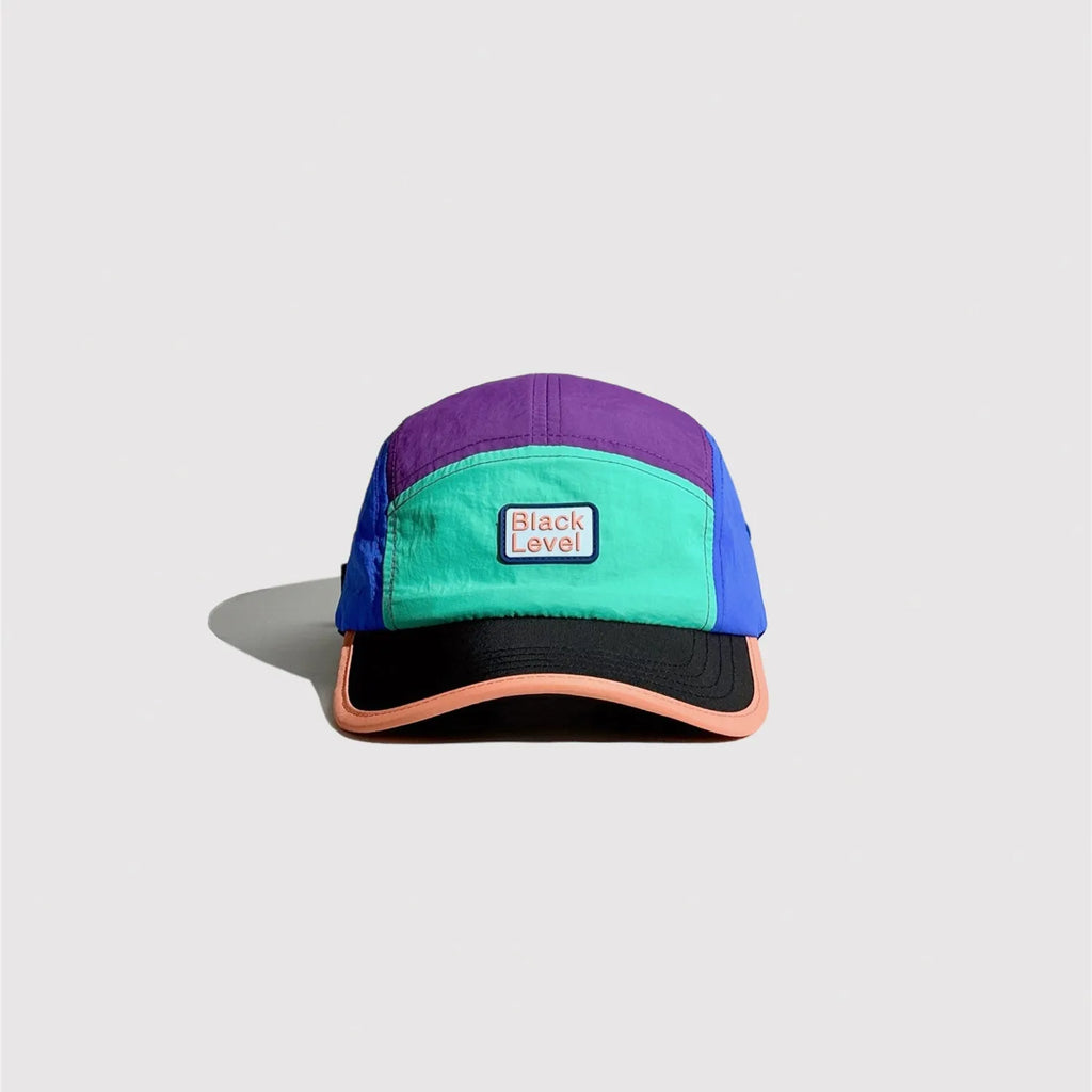 Technical 5 panel cap with contrast panels and adjustable strap