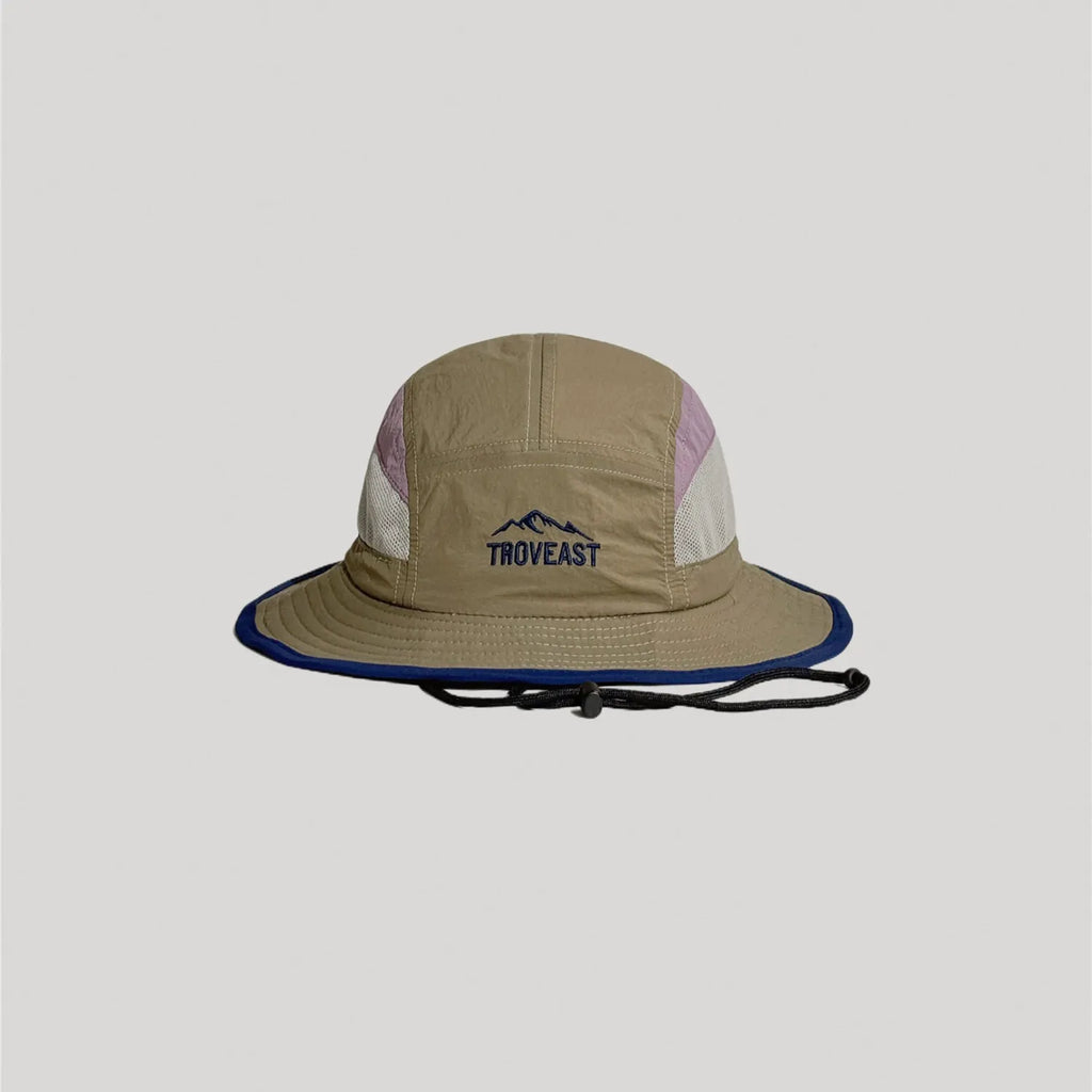 Technical outdoor bucket hat with lightweight nylon fabric and modern design